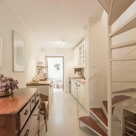 Prázdninový dům Flh Charming House